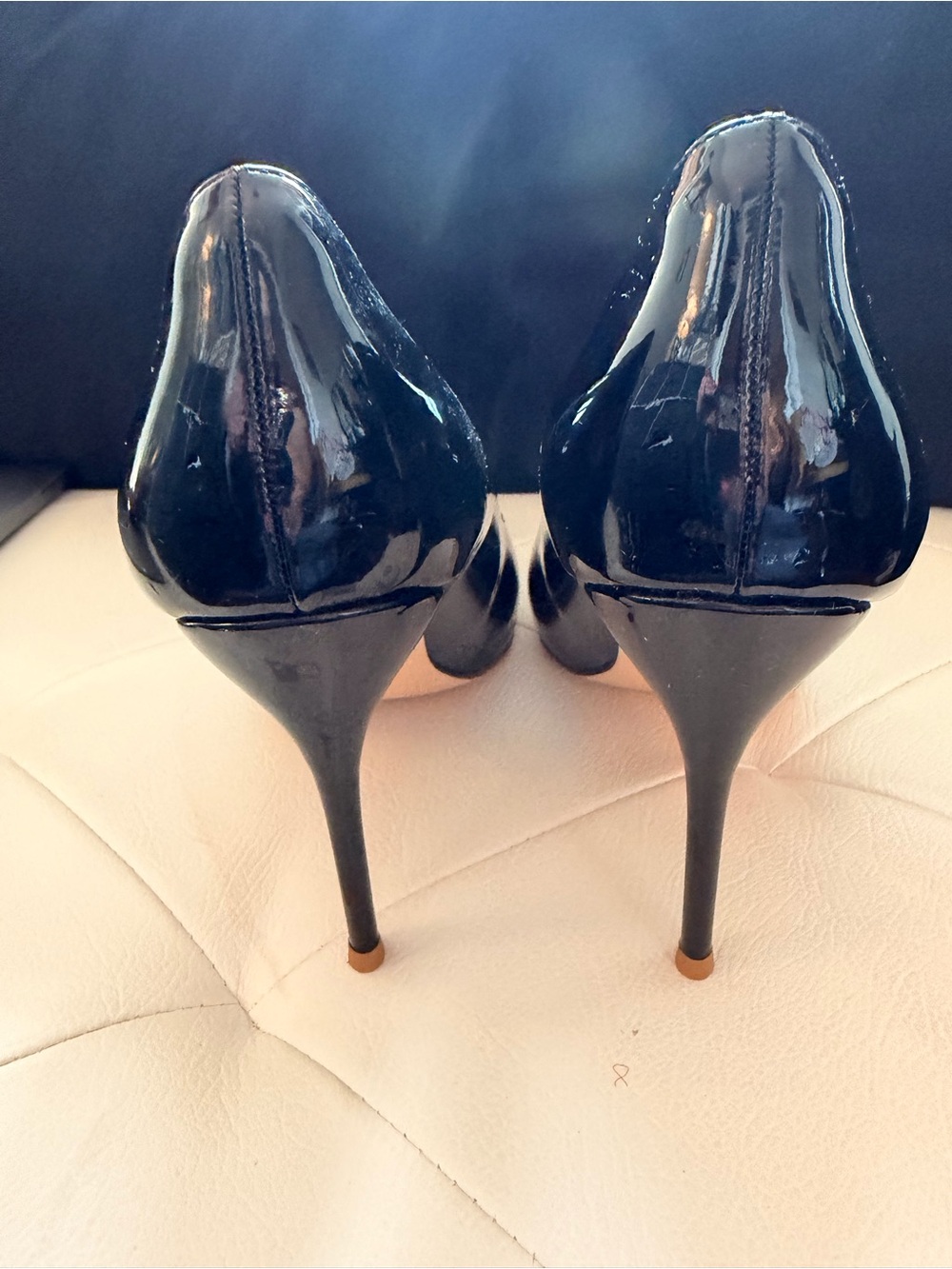 Gianvito Rossi Black Patent Pointed Toe Pumps - Picture 3 of 4